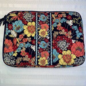 Vera Bradley Laptop Case Sleeve Happy Snails Pattern Retired Zipper 17” by 12”